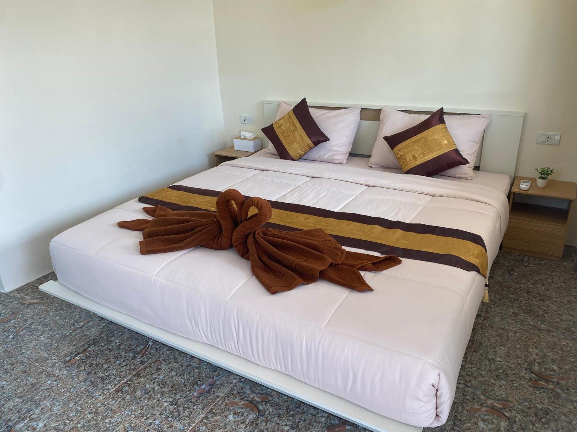 Arya Bungalow Ko Lanta Extérieur photo