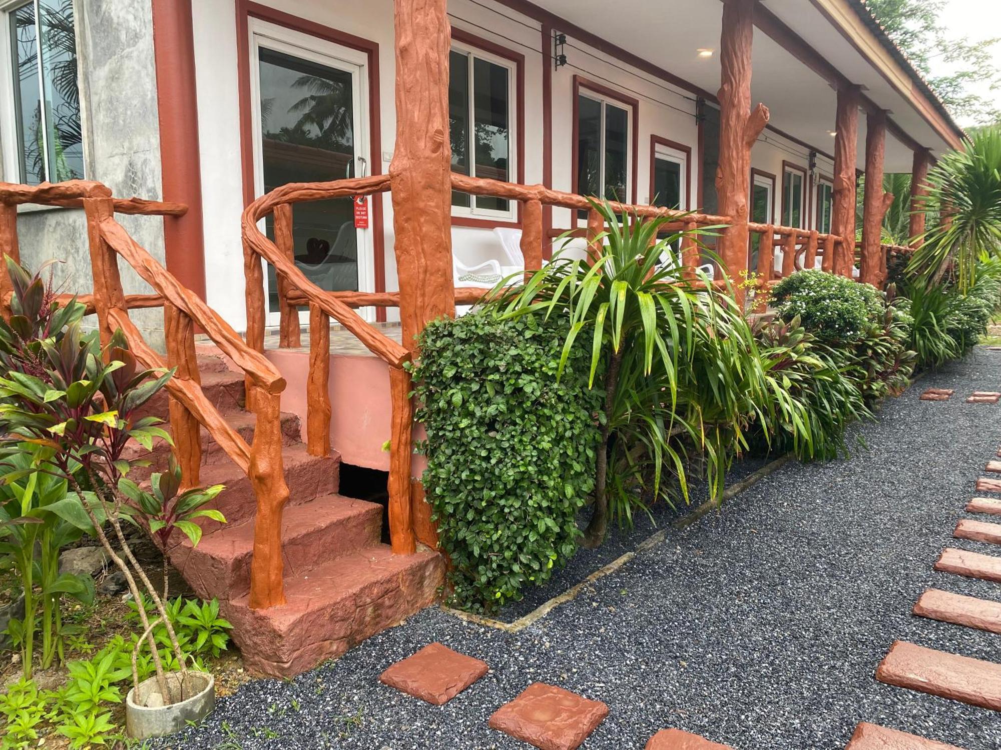 Arya Bungalow Ko Lanta Extérieur photo